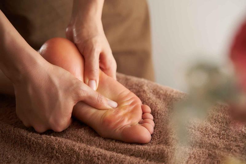 Služby Reflexní terapie plosky nohy / Fuβreflexzonenmassage / Toot reflexology